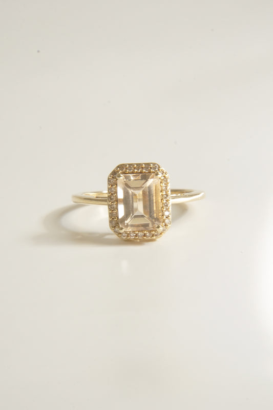 GINY | 9CT MORGANITE & DIAMOND RING
