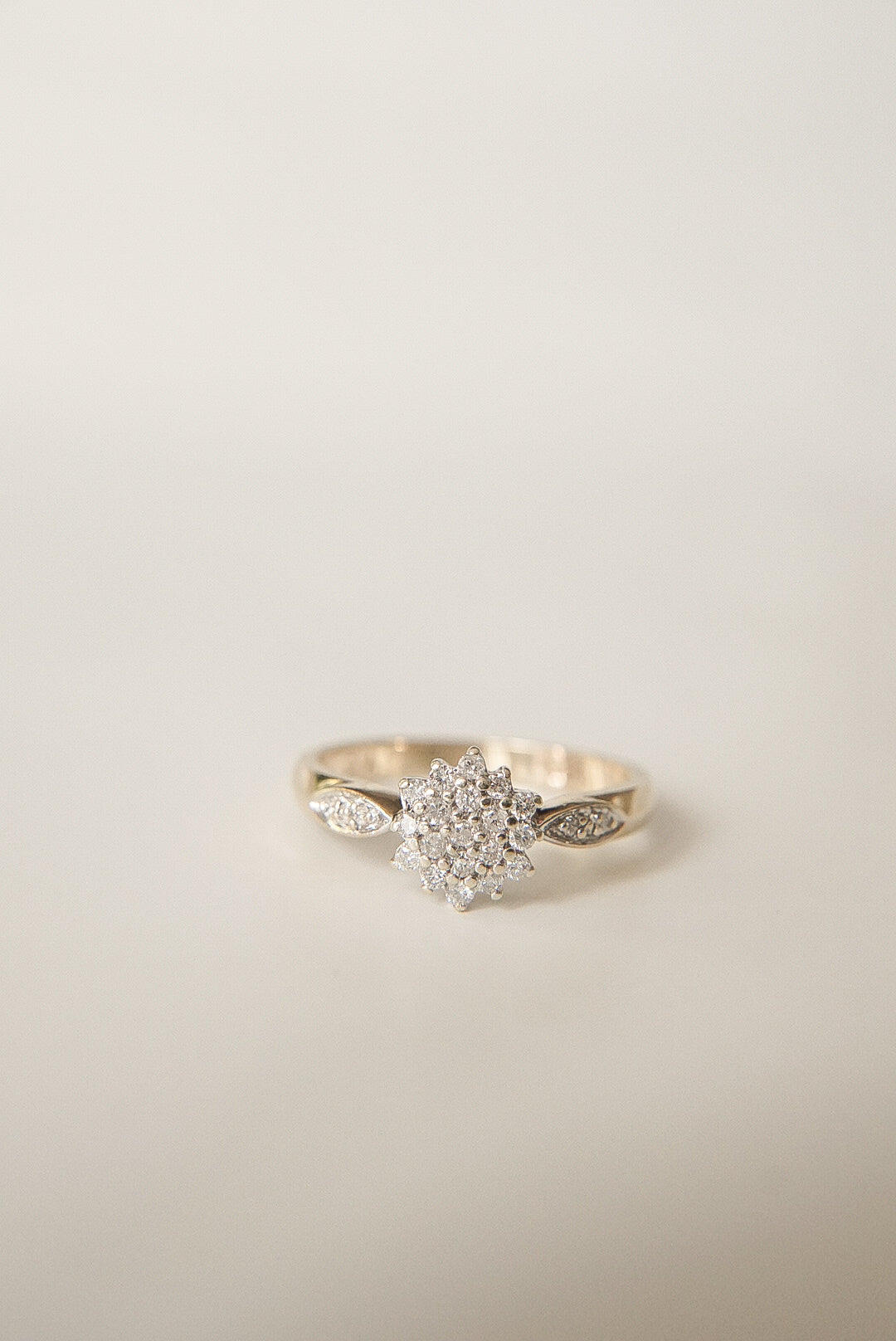 BREE | 9CT DIAMOND CLUSTER RING