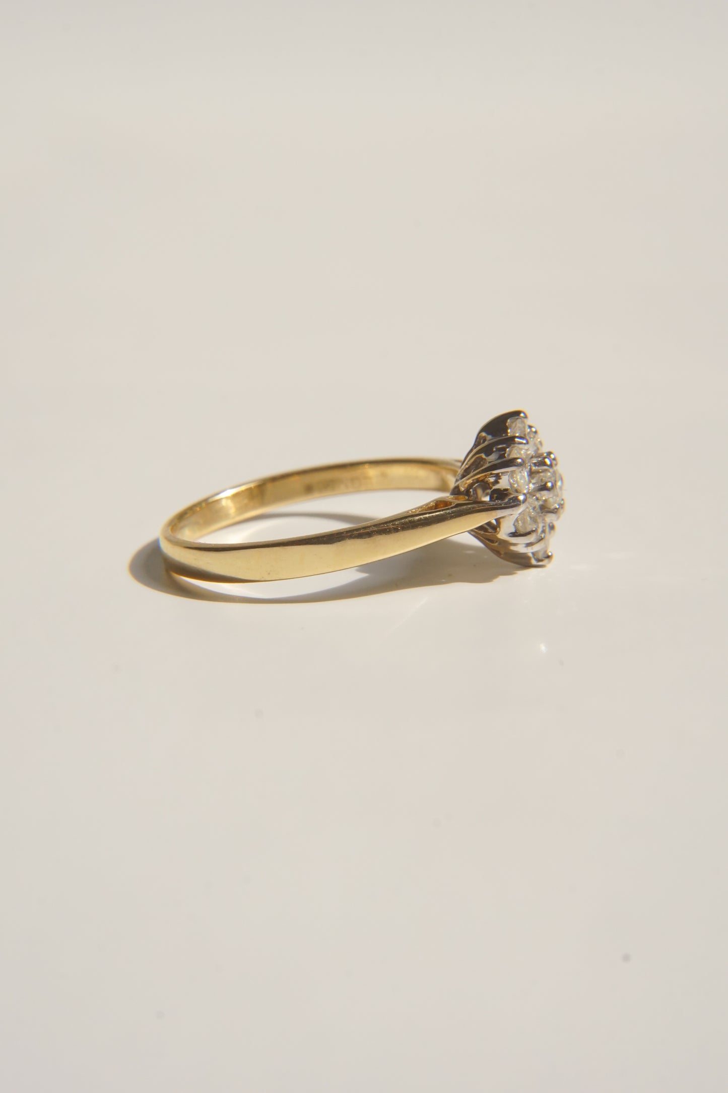SAFA | 14CT DIAMOND CLUSTER RING