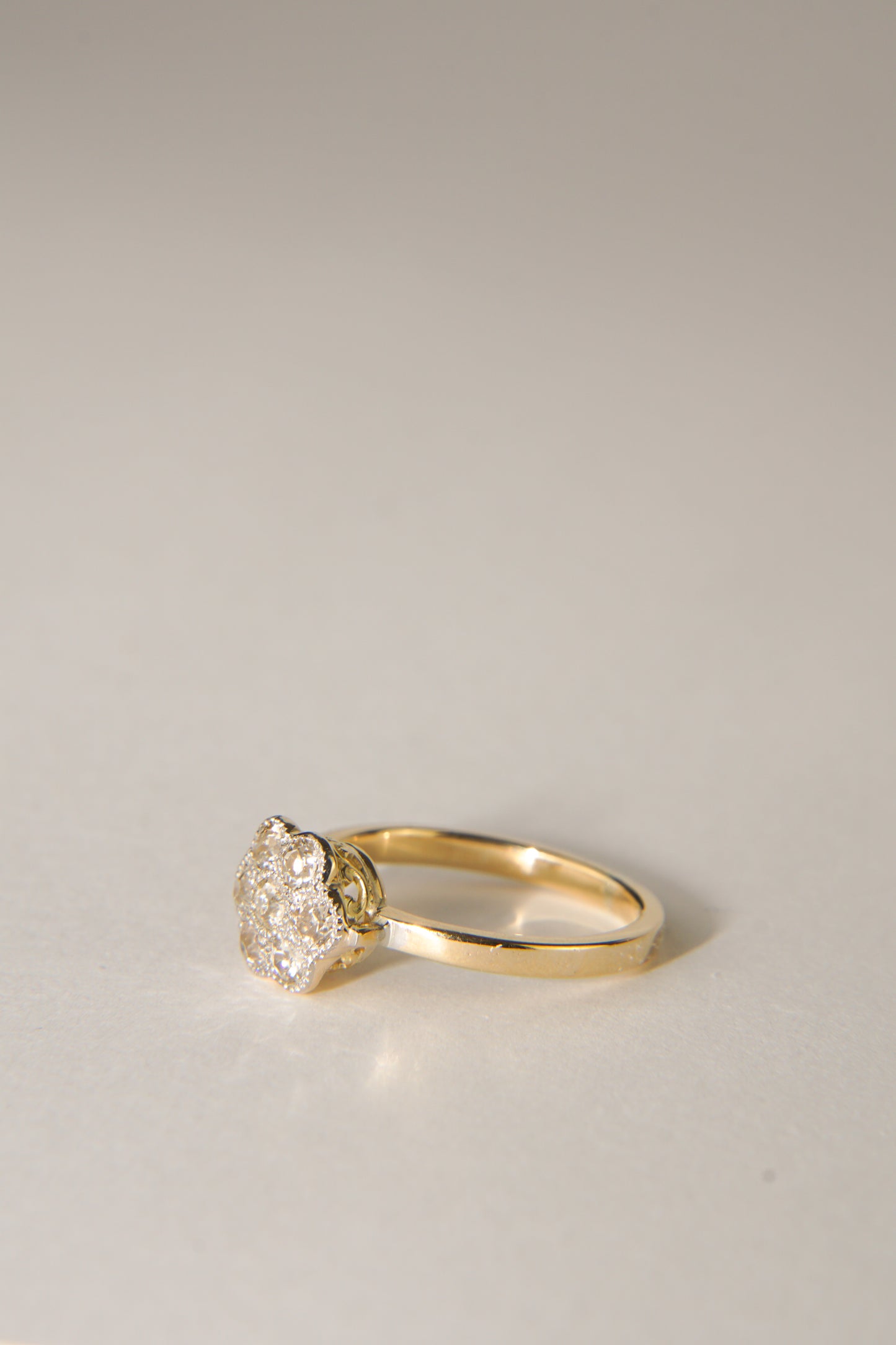 AVA | 15CT ANTIQUE EDWARDIAN DIAMOND DAISY CLUSTER RING