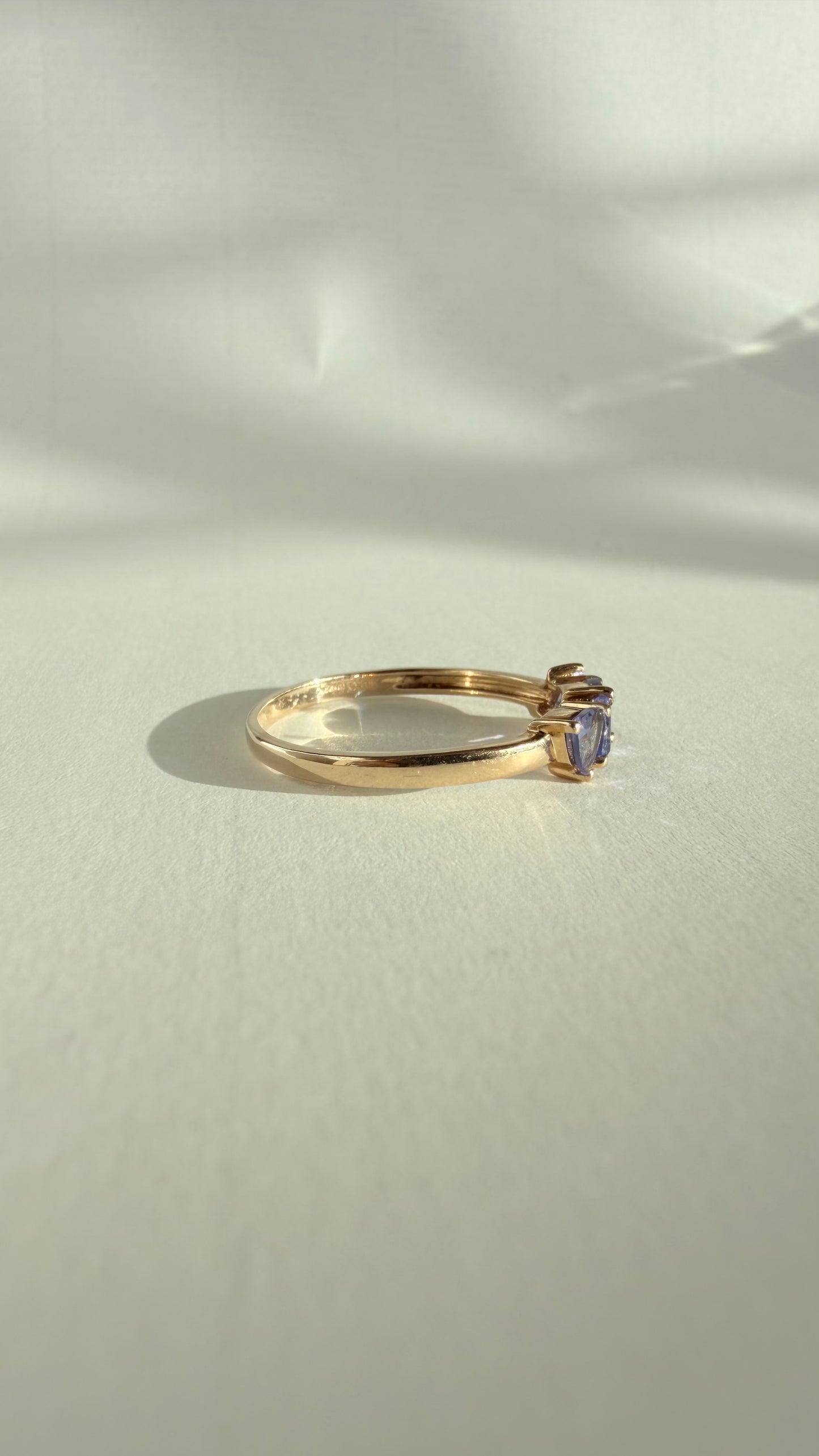 LOUA | 4 STONE TANZANITE RING