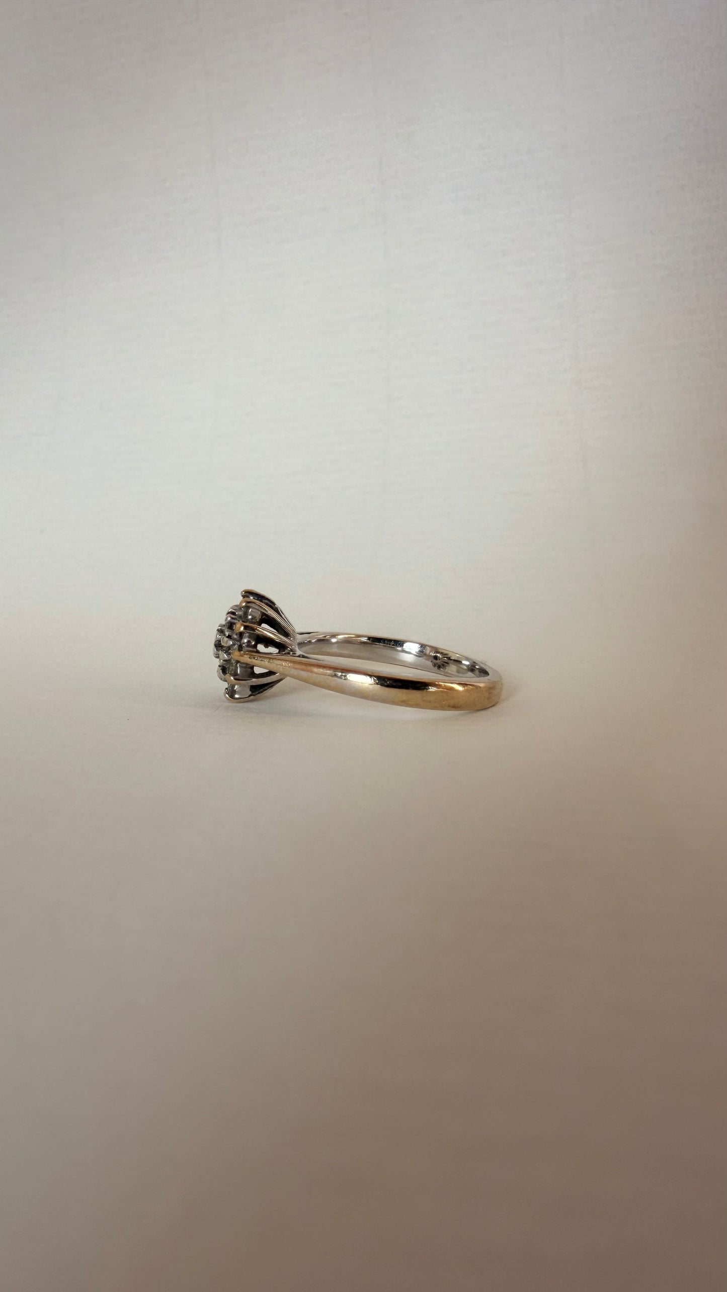 NINA | 9CT DIAMOND CLUSTER RING