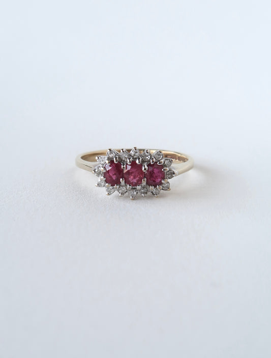 MAREA | RUBY & DIAMOND CLUSTER RING