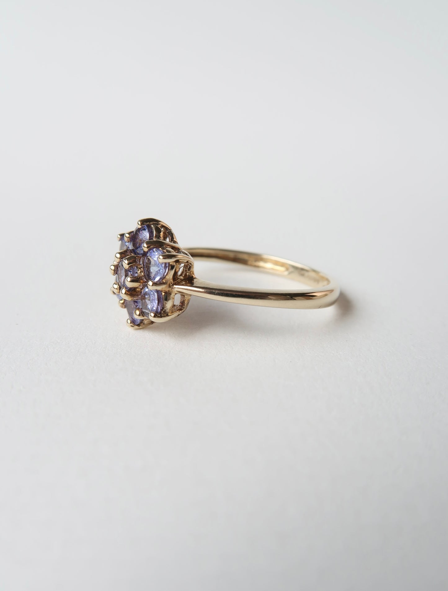 FIRENZE | TANZANITE DAISY CLUSTER RING