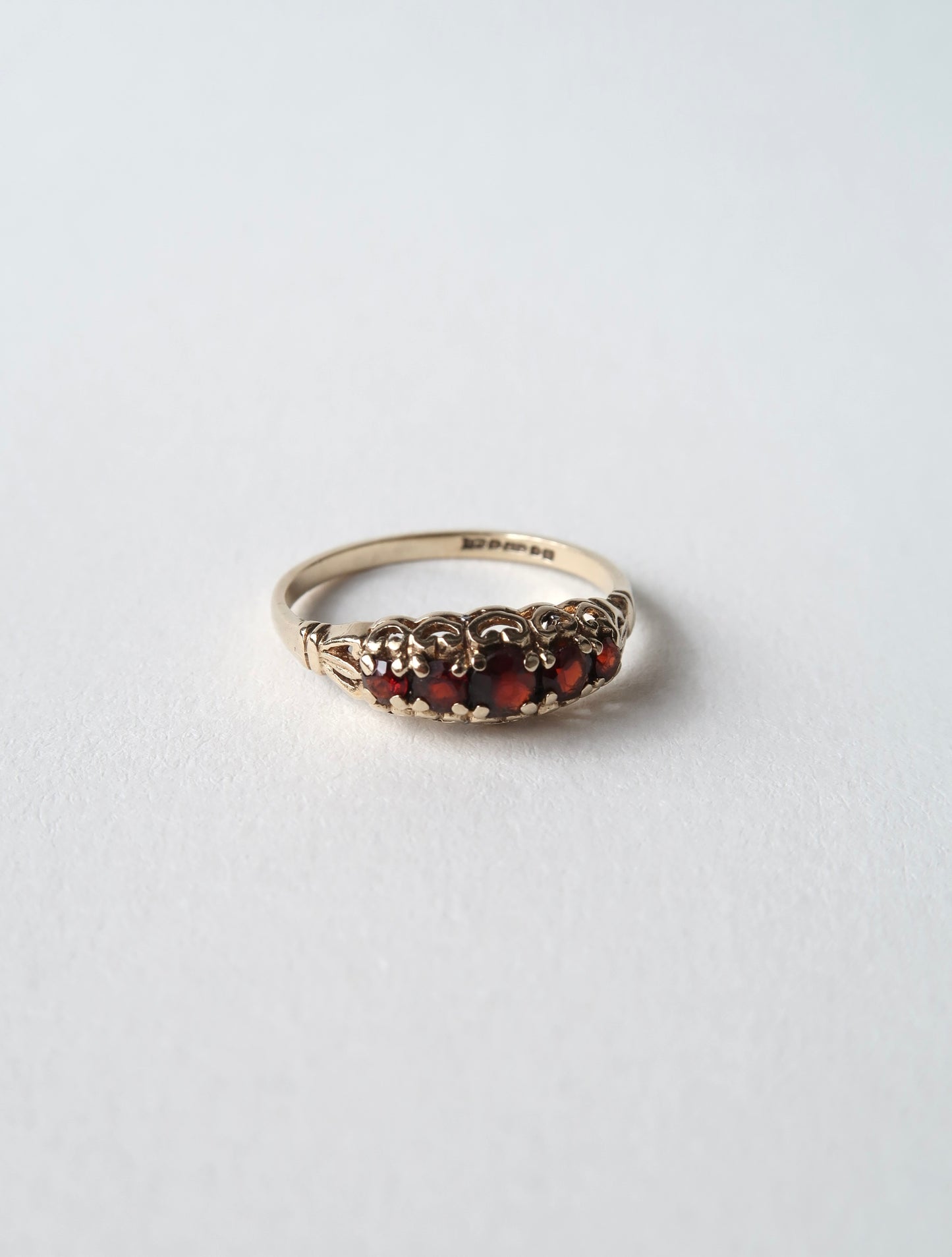 NINA | GARNET RING