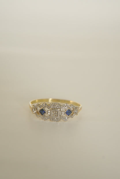 LIZZY | 18CT ART DECO SAPPHIRE & DIAMOND RING