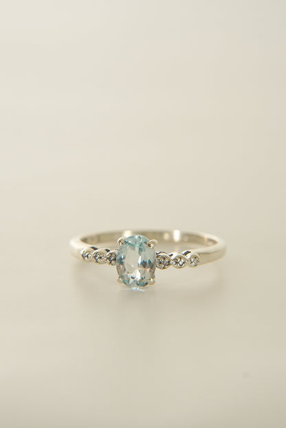 NOEMI | WHITE GOLD AQUAMARINE & DIAMOND RING