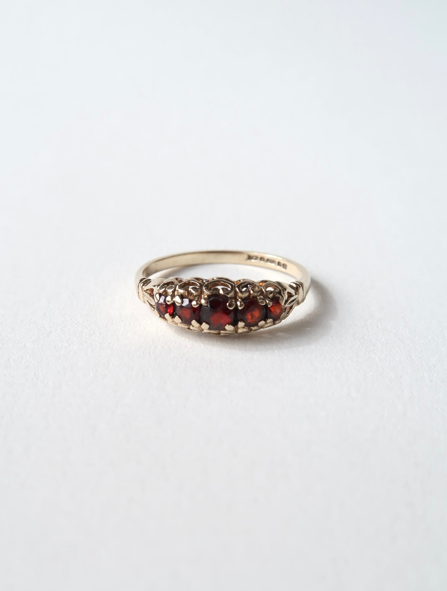NINA | GARNET RING