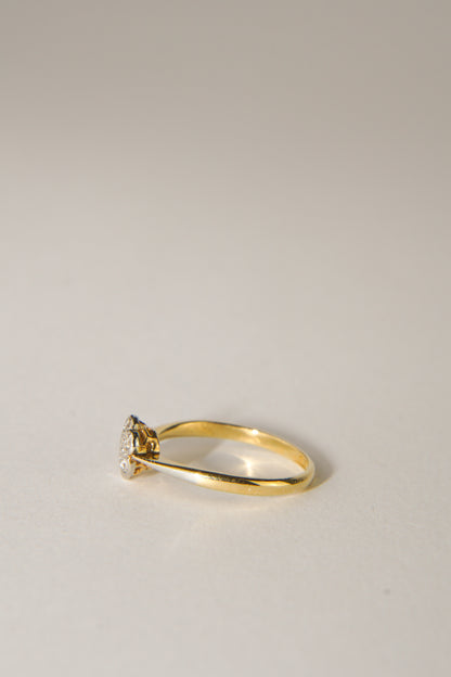 SARA | 18CT ANTIQUE DIAMOND DAISY RING