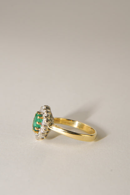 NOËLLE | 18CT EMERALD & DIAMOND CLUSTER RING