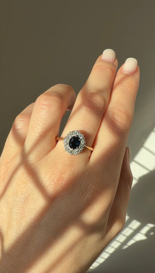 ARIANA | 18CT SAPPHIRE & DIAMOND CLUSTER RING