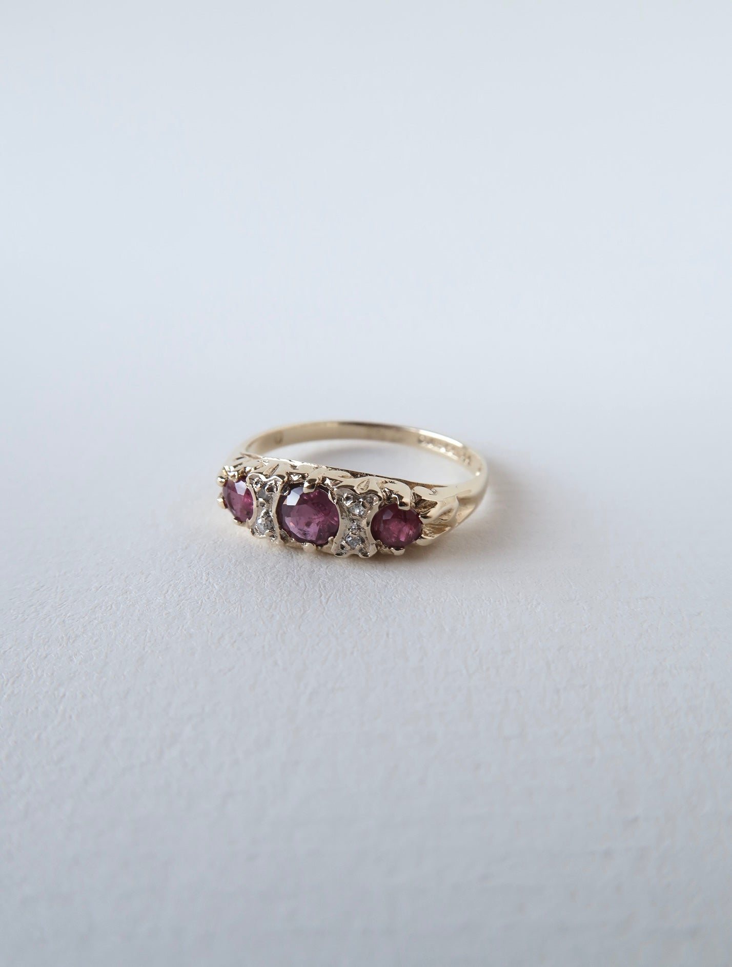 LUCE | RUBY & DIAMOND RING
