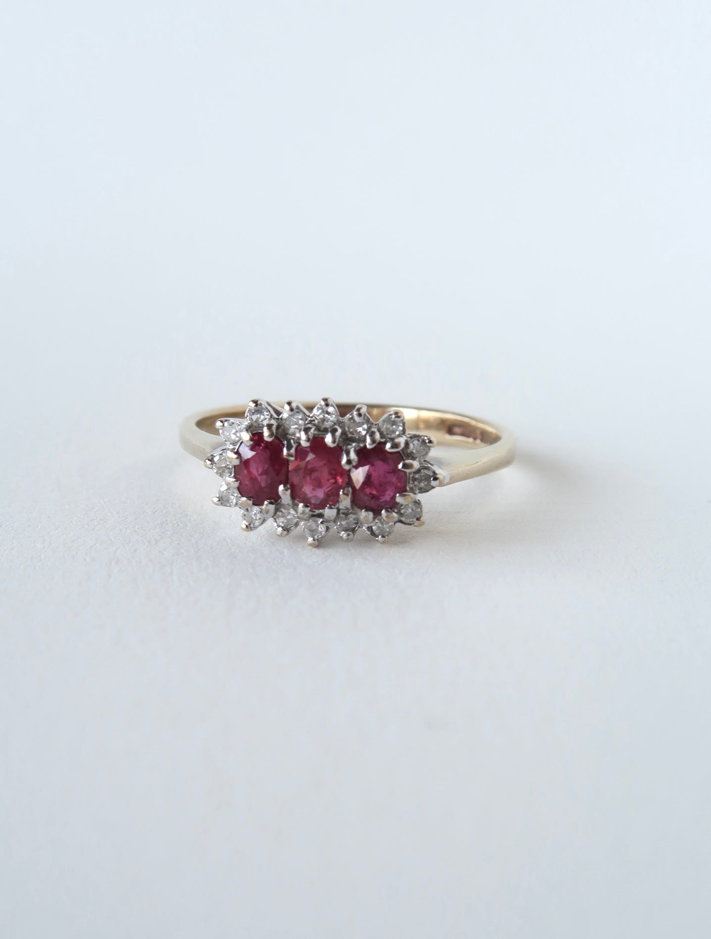MAREA | RUBY & DIAMOND CLUSTER RING