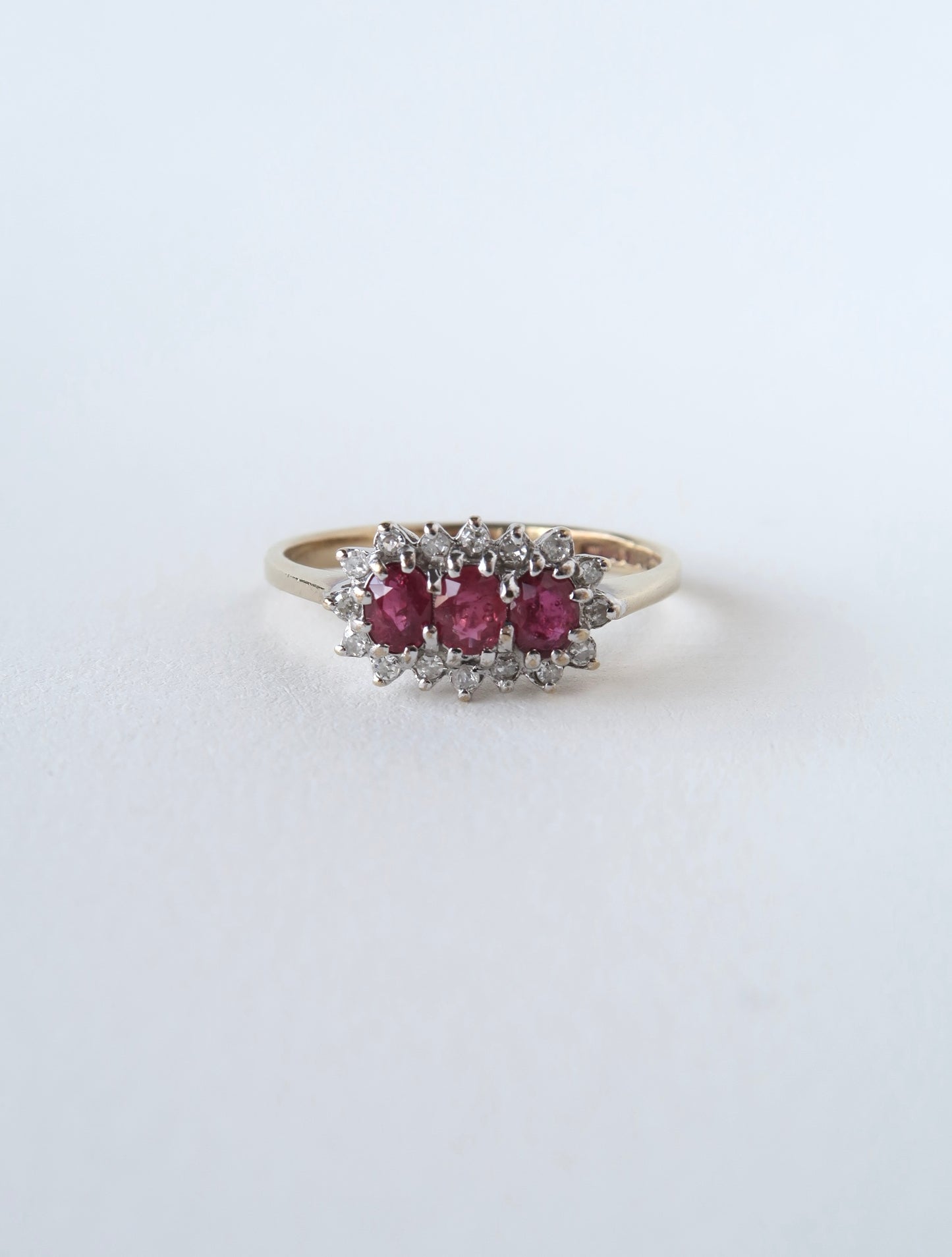 MAREA | RUBY & DIAMOND CLUSTER RING