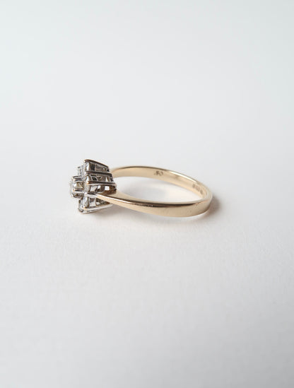 SERENA | DIAMOND DAISY CLUSTER RING