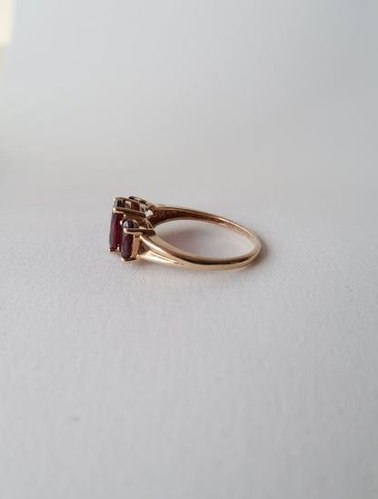 HAZEL | AMETHYST 3 STONE RING