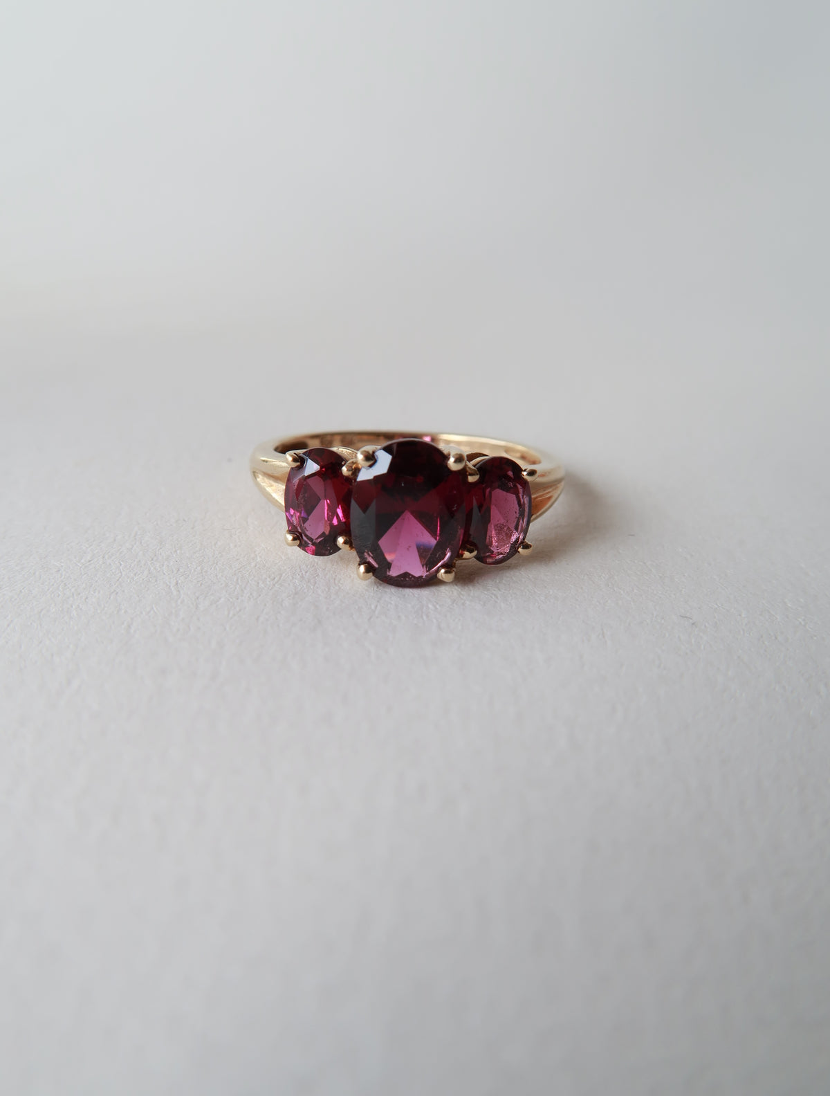 HAZEL | AMETHYST 3 STONE RING