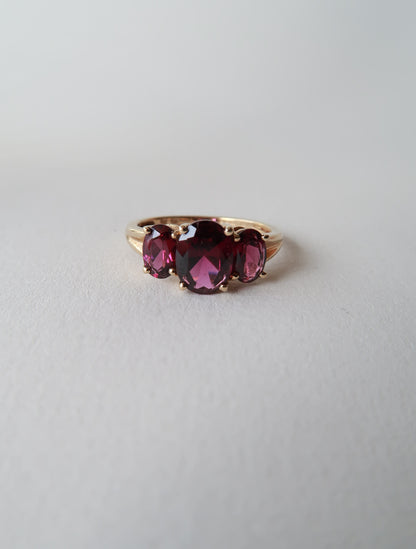 HAZEL | AMETHYST 3 STONE RING