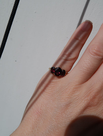 HAZEL | AMETHYST 3 STONE RING